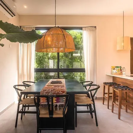Toh Luxury 2 Bedroom Minutes From Downtown-3