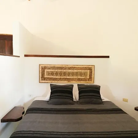 Hotel Uolis Nah-3