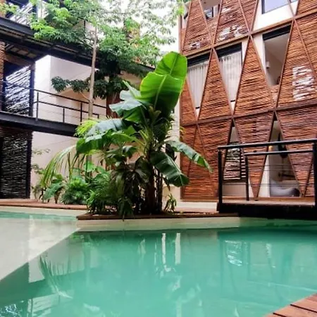 Hostpal Maha Tulum-2