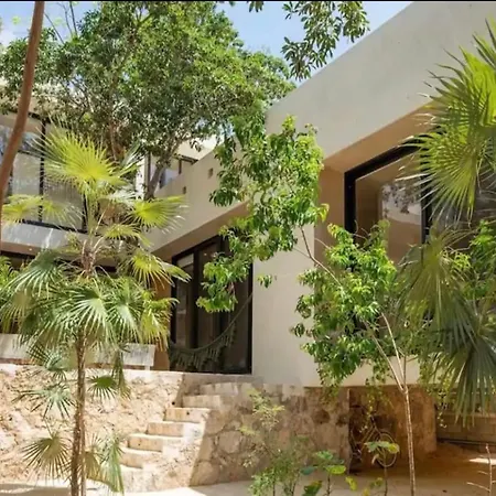 4 Bed Villa - Private Pool & Rooftop Luxe & Modern-3