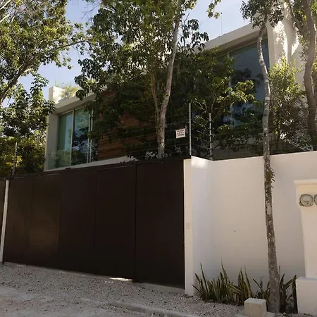 Villa Penelopa *Luxury Home, Pool, Rooftop Views-2