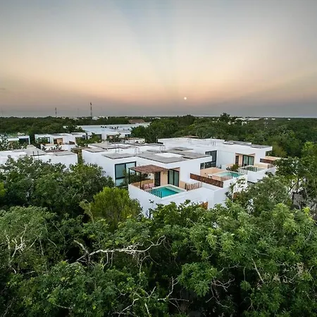 Jungle Townhouse 4Br For 9 Guests, Chef,Spa And Private Plunge Pool-2
