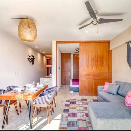 303 Amena Great Apt With Private Pool And Gym-2