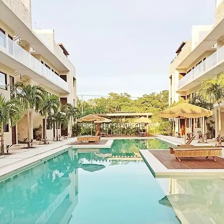 Zaazil, Jungle View & Great Pool 100Mb Fiber Wifi!-3