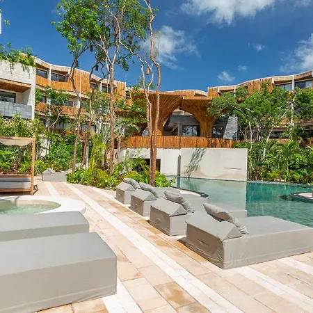Fancy & Stylish Studio Tulum Shared Swimming Pool Great Amenities-2