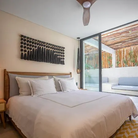 New Luxurious Spacious Apt Private Pool Aldea Zama-3