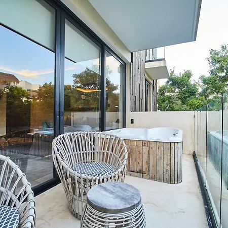 Majestic Apartment Luum Zama Private Jacuzzi, Shared Pool, Restaurant, Spa & Patio-2