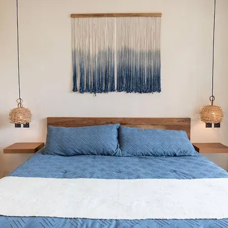 Boho Chic 1 Bedroom Apartment In The Heart Of La Veleta-3