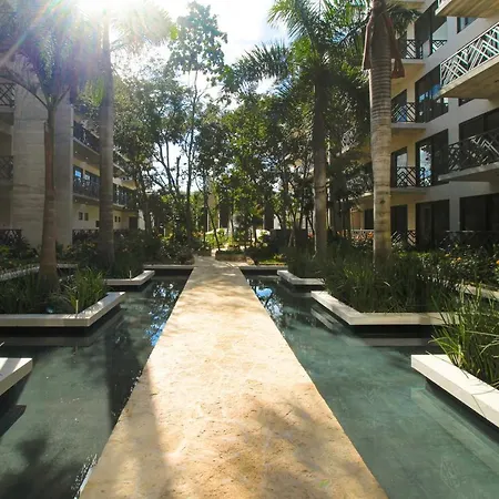 Palais At Av Coba, Unit Q102-3