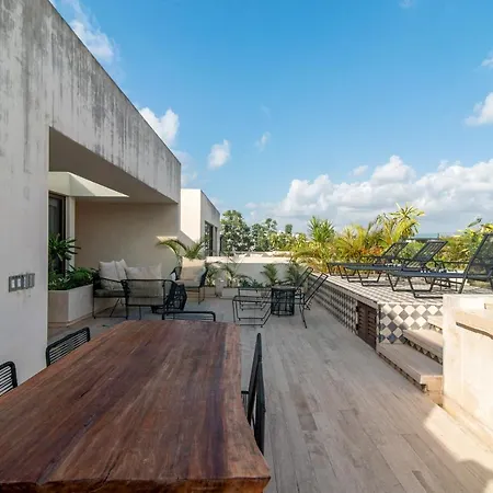 305 Luxury Penthouse With Private Pool-2