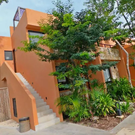 Roomy Apt Wprivate Terrace Amazing Amenities-2