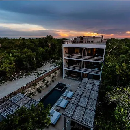 Elegant 2-Br Flat Near Downtown Tulum Area-3