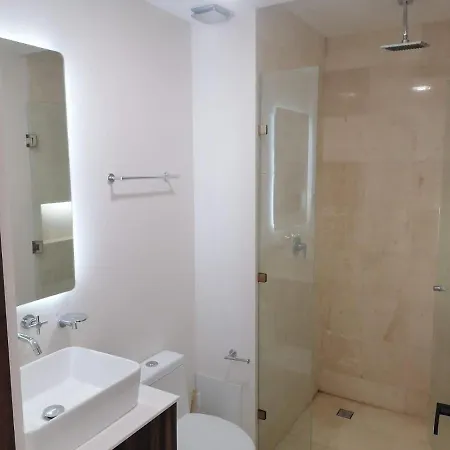 Modern Luxurious And Comfortable-3