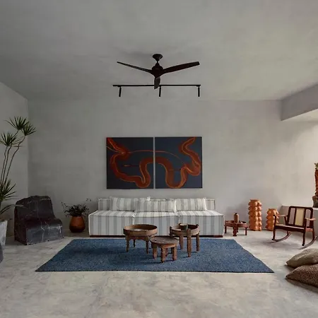 Casa Shalva Awards Design Villa With Art Gallery-3