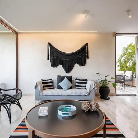308-303 Beautiful Apartments With 3 Bedrooms-2