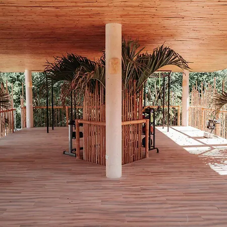 Brand New, Ph Roof Top Jungle View, Private Pool.-2