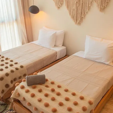 Spaciuos Apt 2 Bd Aldea Zama-3