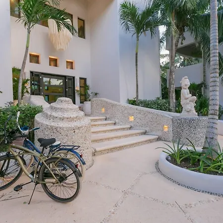 8 Bedroom Luxury Villa With Private Chef Included-2