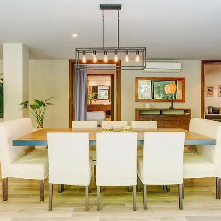 Private Plunge Pool, Art, Spa, Pool With Cabanas-3