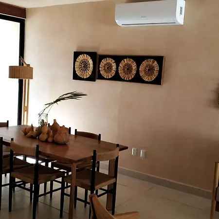 Room In House - Surenna Bella - 3 Bedroom Home With Pool-3