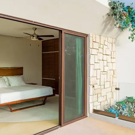 Jacuzzi, Premium Villa Hype - Private Pool & Near The Beach-3