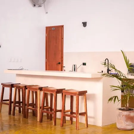 Freelance Hostel-3