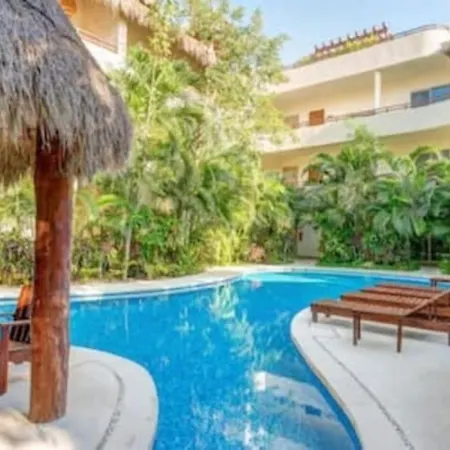 Condo Complex With An Alluring Pool & Tropical Vibes By Stella Rentals!-3