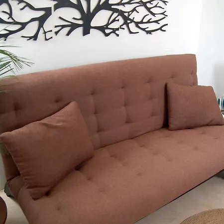 Cozy Room Near The Beach, Party Zone-3