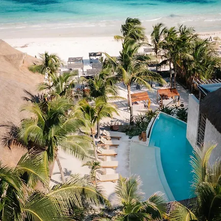 Gulliver Condo - Free Beach Club Access & Bikes-3