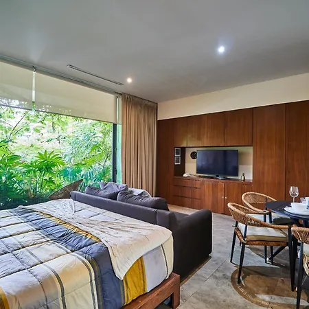 Unique Studio In A Private Complex With A Great Pool And Gym-3