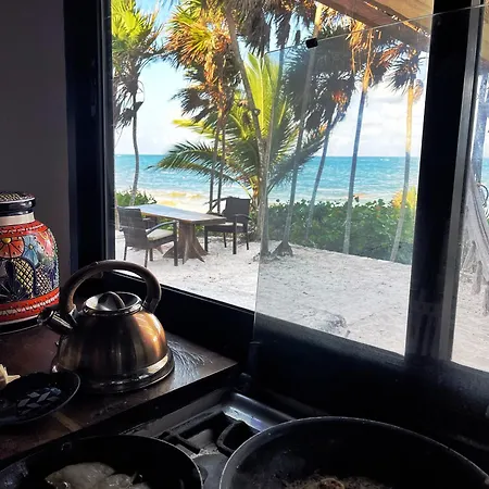 Casa De Mar, Tulum, Hermosa Villa Privada A La Orilla Del Mar Con Cocina-2