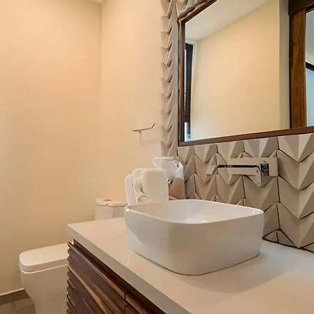 Condo Moots 106 With Private Pool & Rooftop Yoga-2