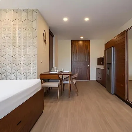 Private Pool Apartment Moots 204-3