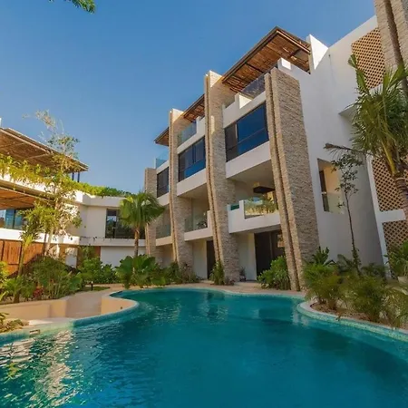 Private Pool Apartment Moots206-3