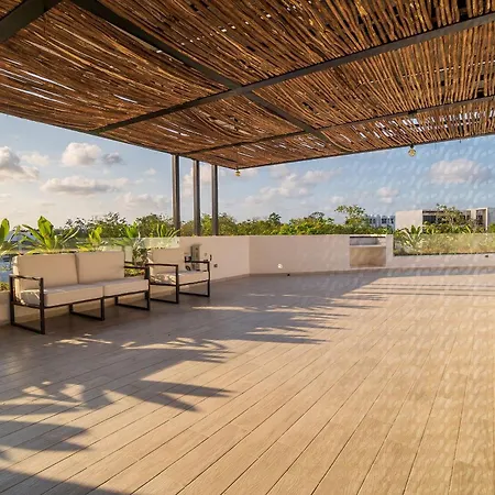 Sak Panoramic Ph With Private Pool & Terrace 305-3