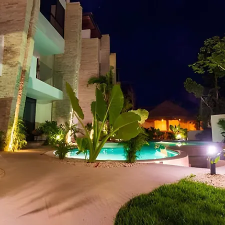 Penthouse With Private Pool Moots 306-2