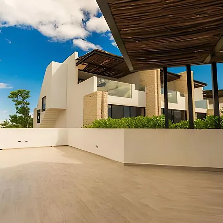 Penthouse With Private Pool Moots 303-3