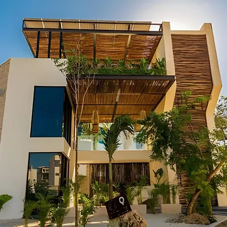 Condo Moots 101 With Private Pool & Rooftop Yoga-3