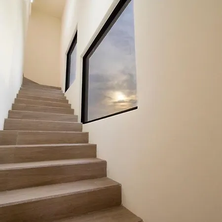 Penthouse With Private Pool Moots 304-2