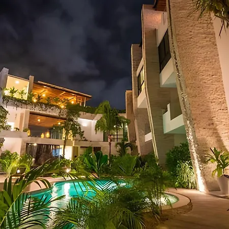 Penthouse With Private Pool Moots 305-2