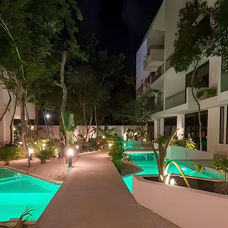 Relaxing Swim Up Condo Sak 104-2
