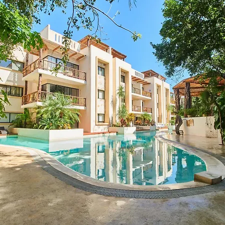 Dorian Gray - Pool & Beach Club Access & 300Mbps Wifi-2