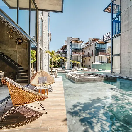 Divine 1Br Swim Up With Cenote And Gym-3