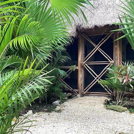 Yaxchen Tulum Cabanas & Cenote-2