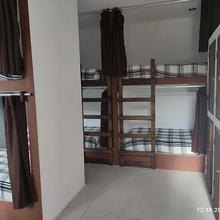 The All Inclusive Hostel - Food, Drinks And Transportation To The Beach And Cenotes-3