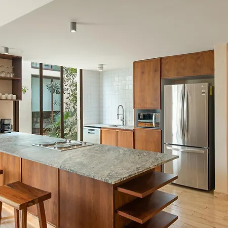 205 Perfect Location 3 Bedrooms Apartment-3