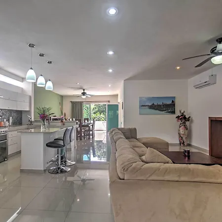 Casa Esmeralda W/ Pool Access & Furnished Patio!-3