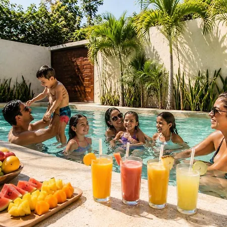 Villa 240m2 - 16 persons - 6 rooms - 2 swimming Pool - 3 Jacuzzis-2