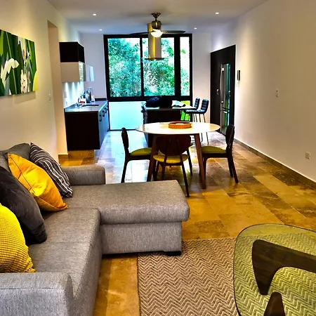 Chic Jungle 2 Bedroom Condo By Happy Address-2