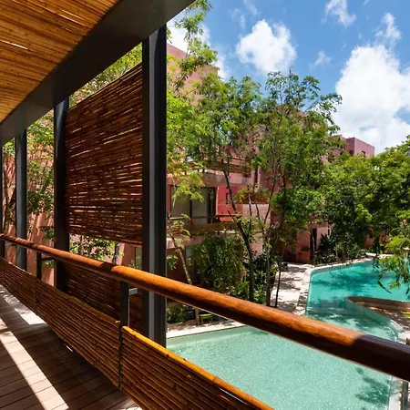 Chic Jungle 2 Bedroom Condo By Happy Address-3